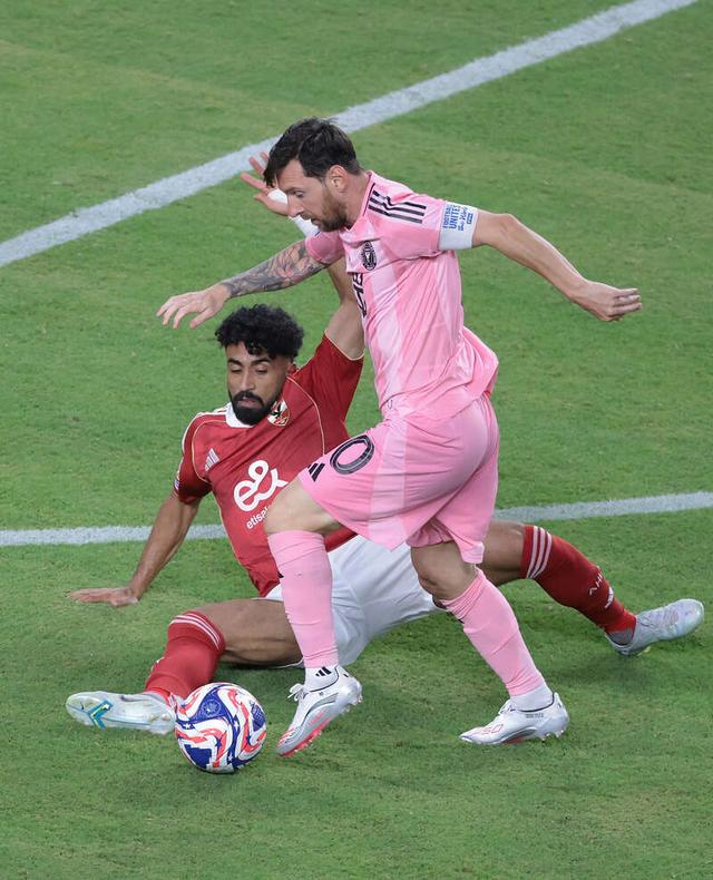 九游- 梅西对塞维利亚帽子戏法 